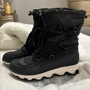 SOREL 10 Kinetic Wedge Boot waterproof insulated Winter boot stylish and chic